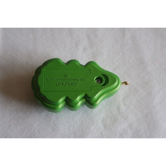 NEW Hallmark Universal Christmas Tree Replacement Remote Control Fits Any Topper - Picture 3 of 9